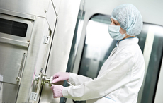 Without overpressure, the cleanroom is at risk of contamination